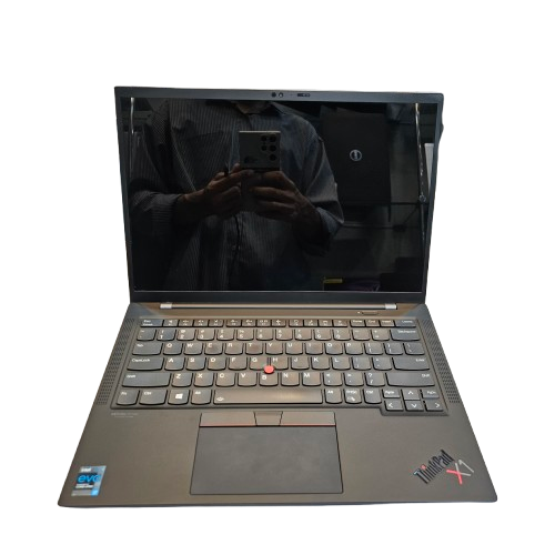 Lenovo ThinkPad X1 Carbon Gen 9 i7 11th Gen 16GB 256GB 14 inch 4K UHD+ laptop